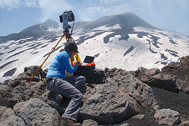 Study abroad students on a hiking trip